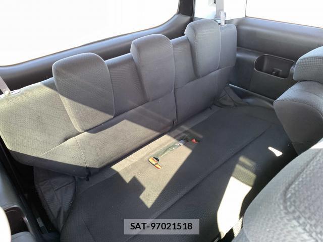 Honda e 2015-03 8008963-7