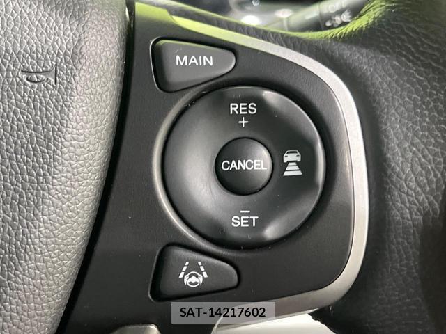 Honda e 2018-01 8008969-5