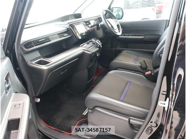 Honda e 2021-12 8009394-14