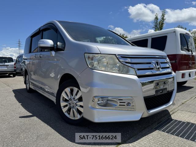 Honda e 2011-06 8009424-0