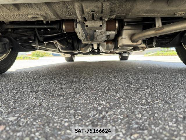 Honda e 2011-06 8009424-9
