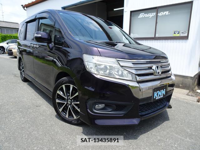Honda e 2013-07 8009479-0