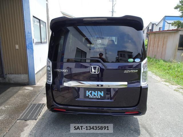 Honda e 2013-07 8009479-10