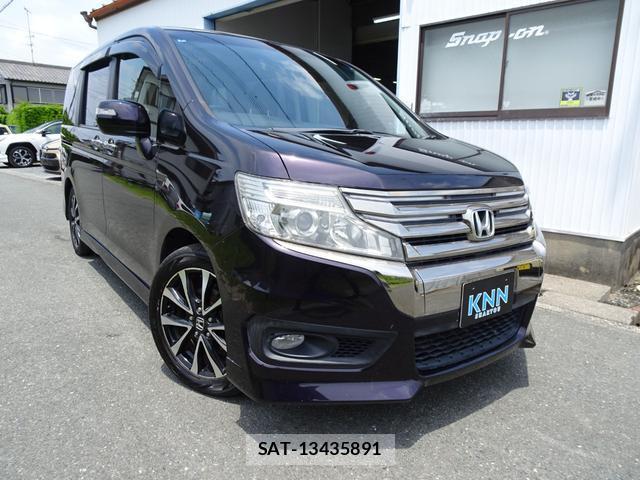 Honda e 2013-07 8009479-19