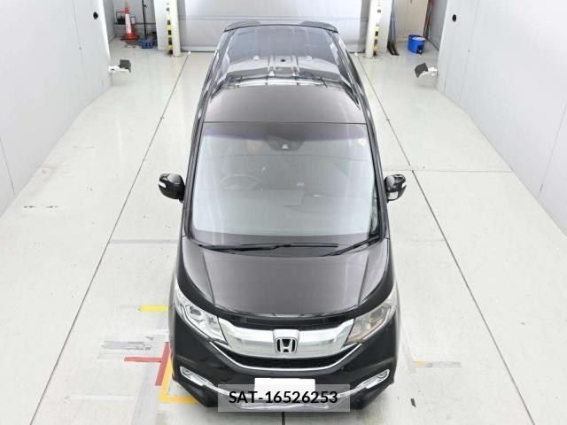 Honda e 2015-06 8009487-10