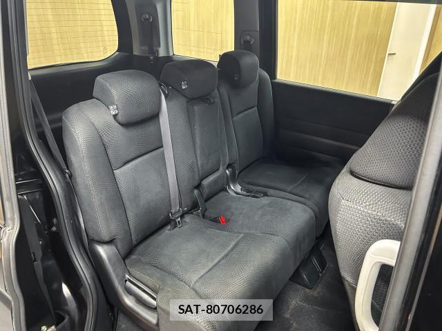 Honda e 2013-03 8009494-15