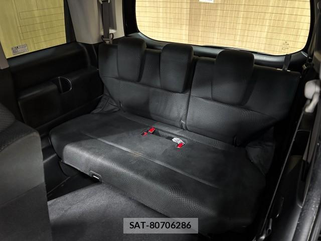 Honda e 2013-03 8009494-16