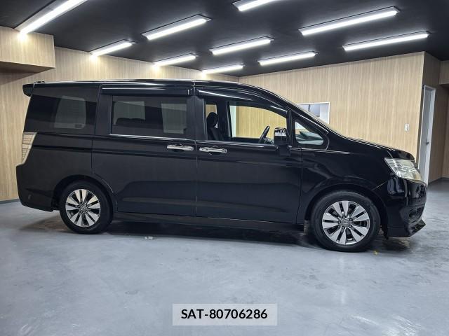 Honda e 2013-03 8009494-3
