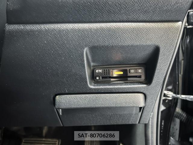 Honda e 2013-03 8009494-9