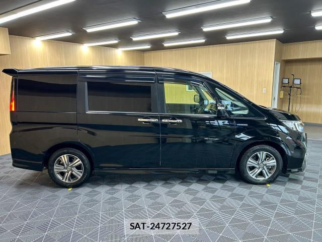 Honda e 2017-12 8009496-2