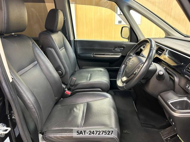 Honda e 2017-12 8009496-6