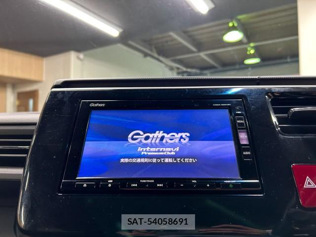 Honda e 2019-09 8009497-11