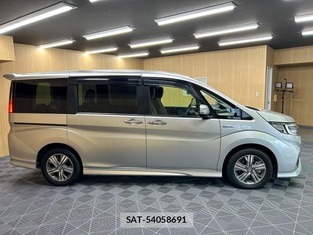 Honda e 2019-09 8009497-2