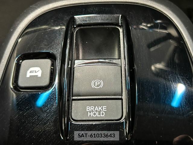 Honda e 2018-09 8009498-16
