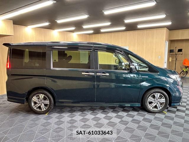 Honda e 2018-09 8009498-2