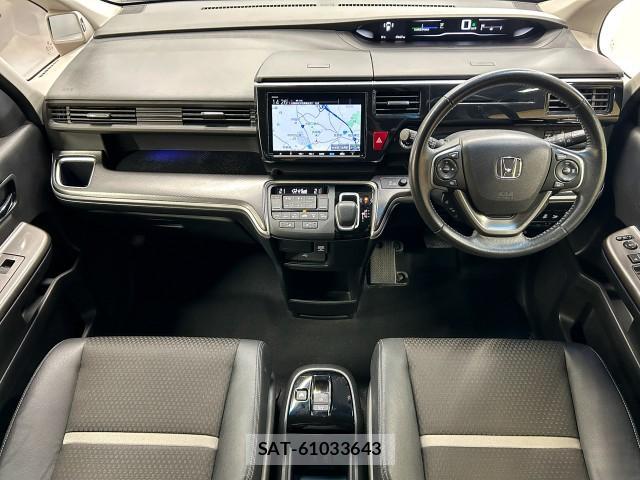 Honda e 2018-09 8009498-9
