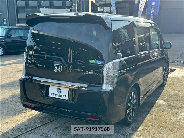 Honda e 2013-03 8009560-15