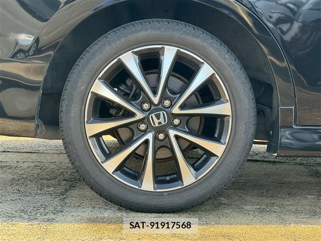 Honda e 2013-03 8009560-17