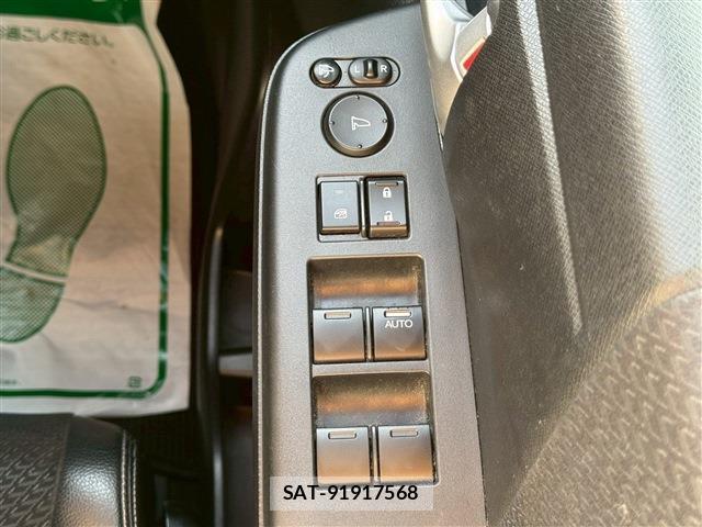 Honda e 2013-03 8009560-19