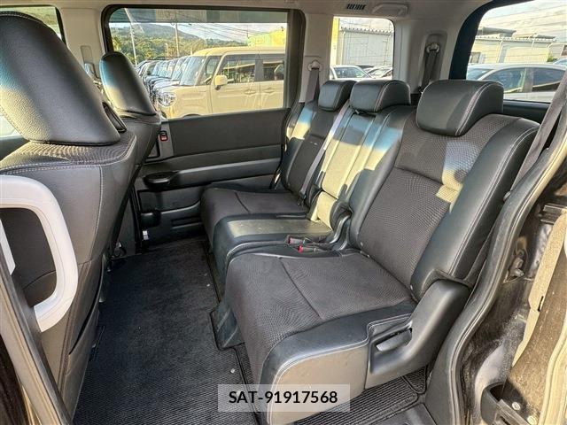 Honda e 2013-03 8009560-5