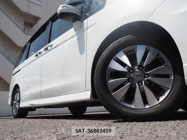 Honda e 2014-08 8009748-6
