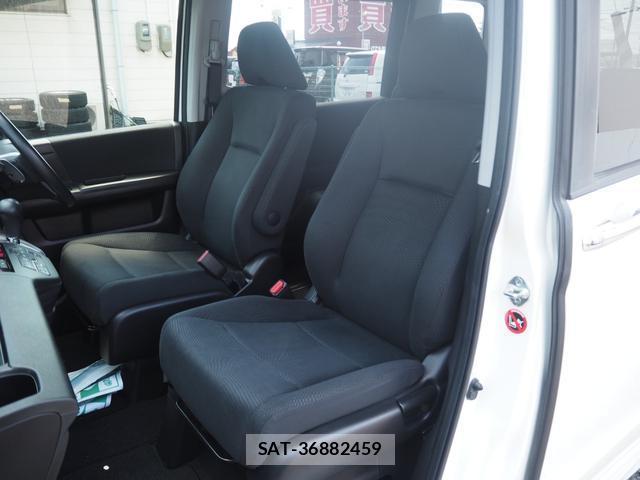 Honda e 2014-08 8009748-8