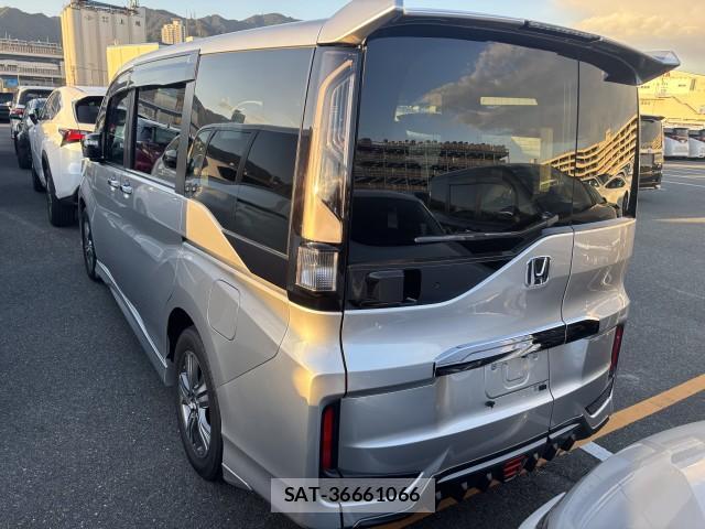 Honda e 2018-10 8009774-5