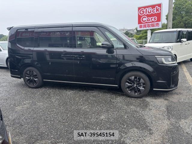 Honda e 2023-07 8009786-13