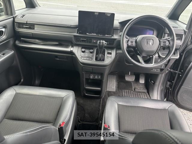 Honda e 2023-07 8009786-2