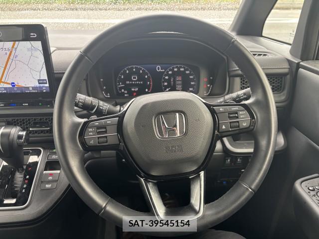 Honda e 2023-07 8009786-4