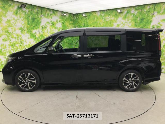 Honda e 2016-03 8009822-1