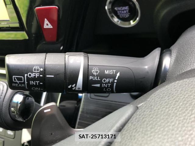 Honda e 2016-03 8009822-17