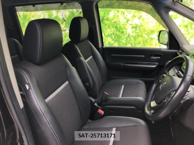 Honda e 2016-03 8009822-3