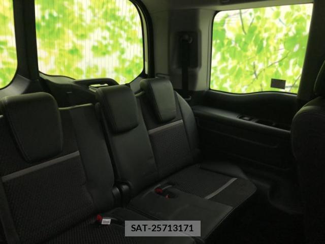 Honda e 2016-03 8009822-5