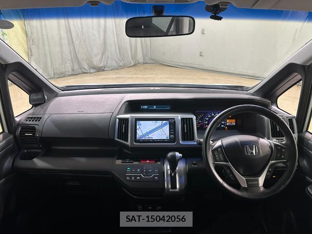 Honda e 2012-11 8009855-1