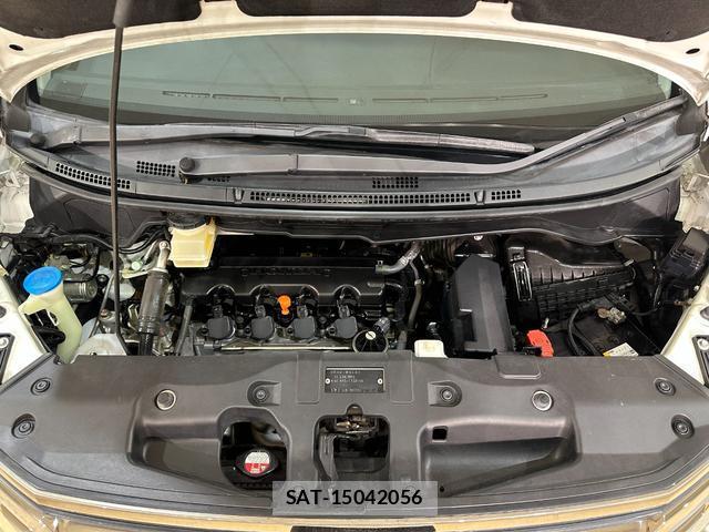 Honda e 2012-11 8009855-18