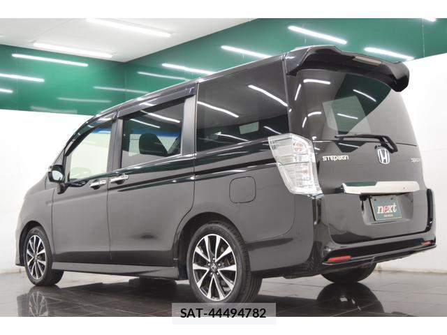 Honda e 2012-09 8010112-1