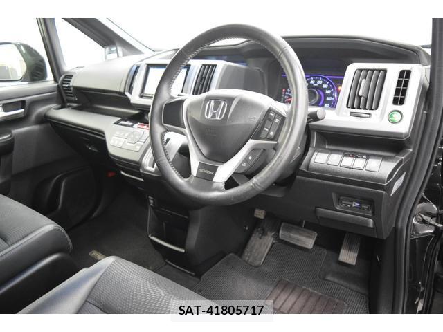 Honda e 2012-06 8010116-16