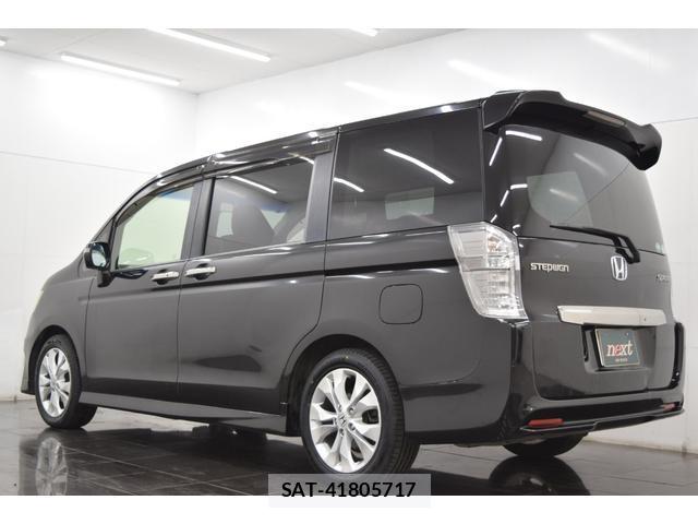 Honda e 2012-06 8010116-9
