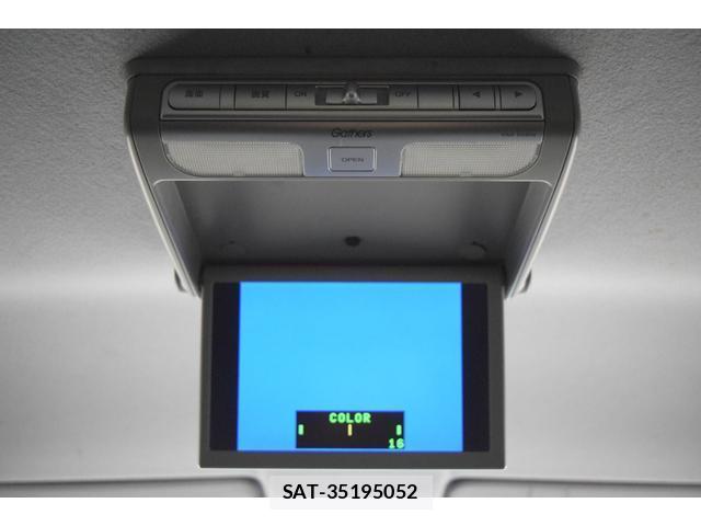 Honda e 2013-03 8010117-12