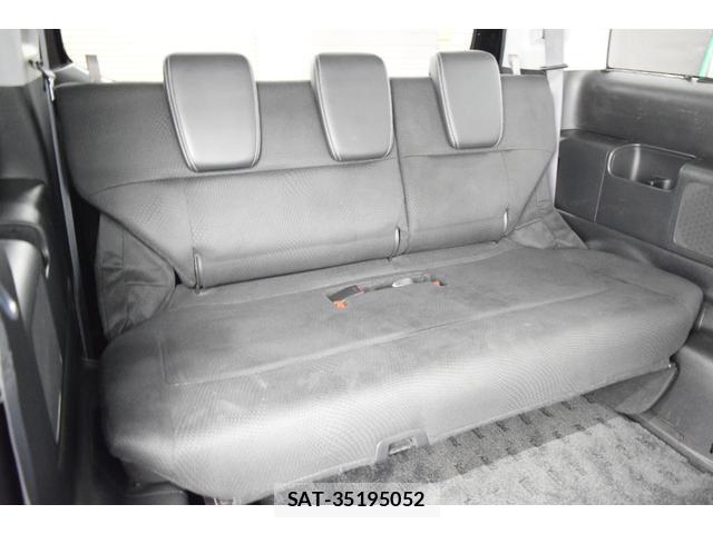 Honda e 2013-03 8010117-19