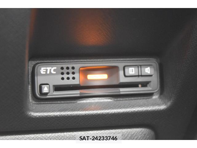 Honda e 2010-04 8010118-13