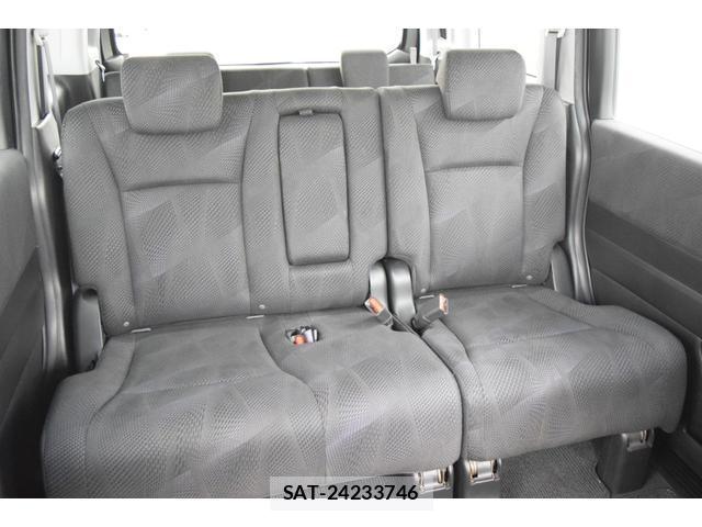 Honda e 2010-04 8010118-18