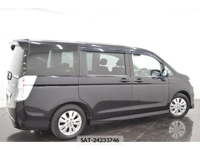Honda e 2010-04 8010118-8