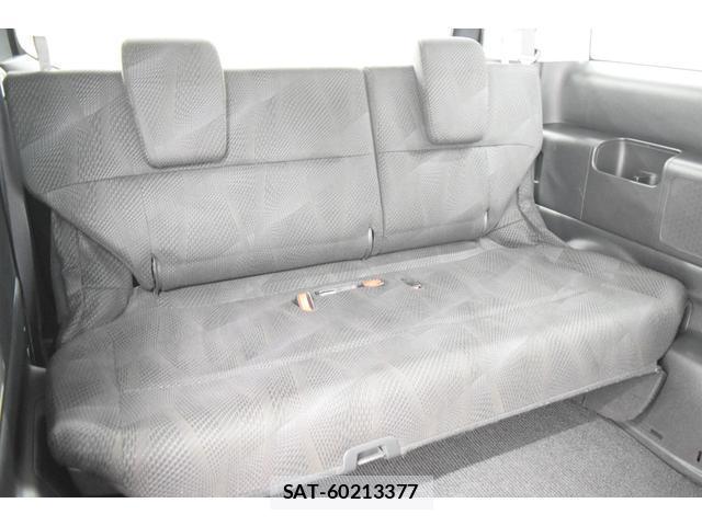 Honda e 2010-04 8010119-18