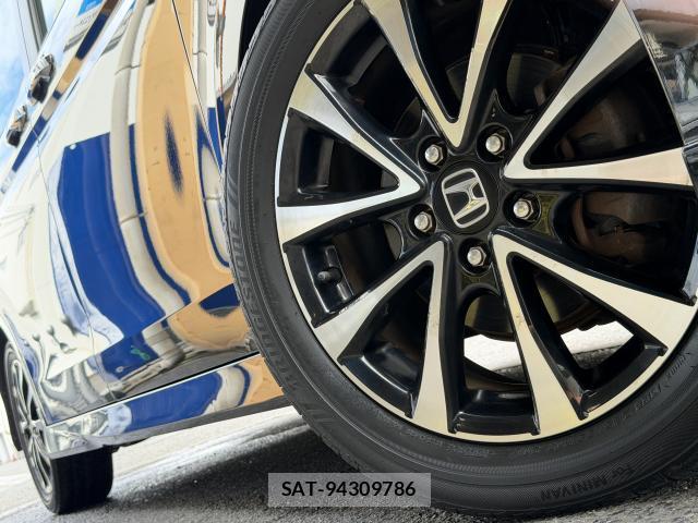 Honda e 2013-02 8010362-4