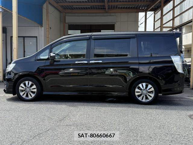 Honda e 2013-03 8010365-15