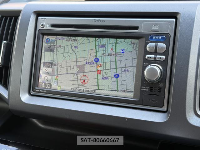Honda e 2013-03 8010365-7