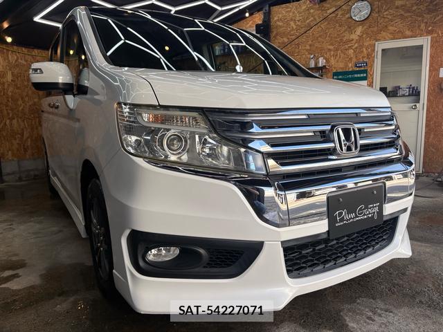 Honda e 2012-07 8010424-2