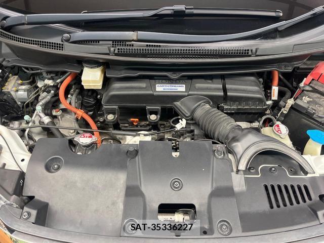 Honda e 2017-09 8010517-17
